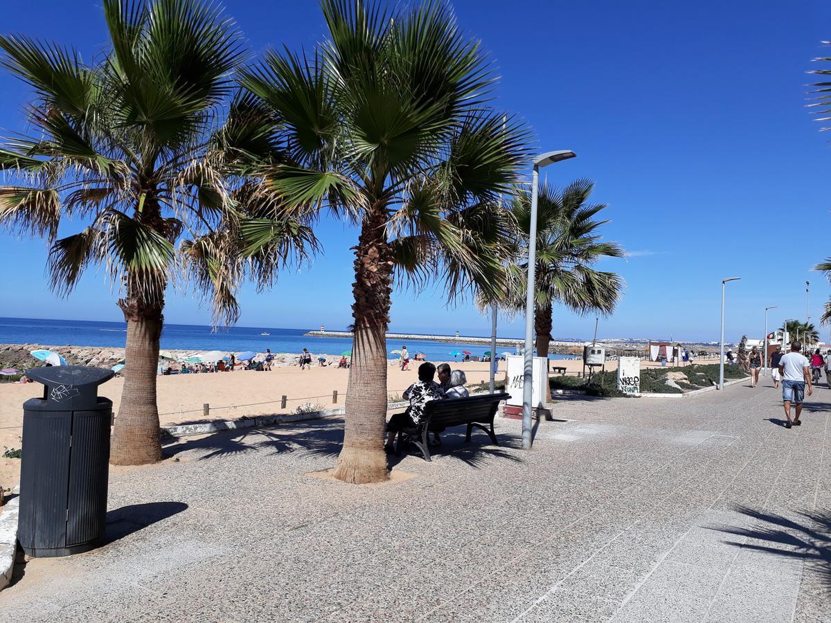 T2 Mira Praia 4- Familiar, 80Mt Praia, Wifi 奎特里拉 外观 照片