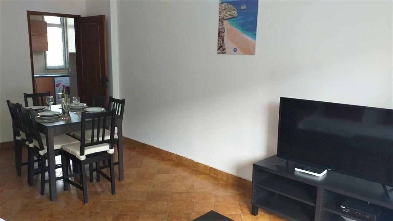 T2 Mira Praia 4- Familiar, 80Mt Praia, Wifi 奎特里拉 外观 照片